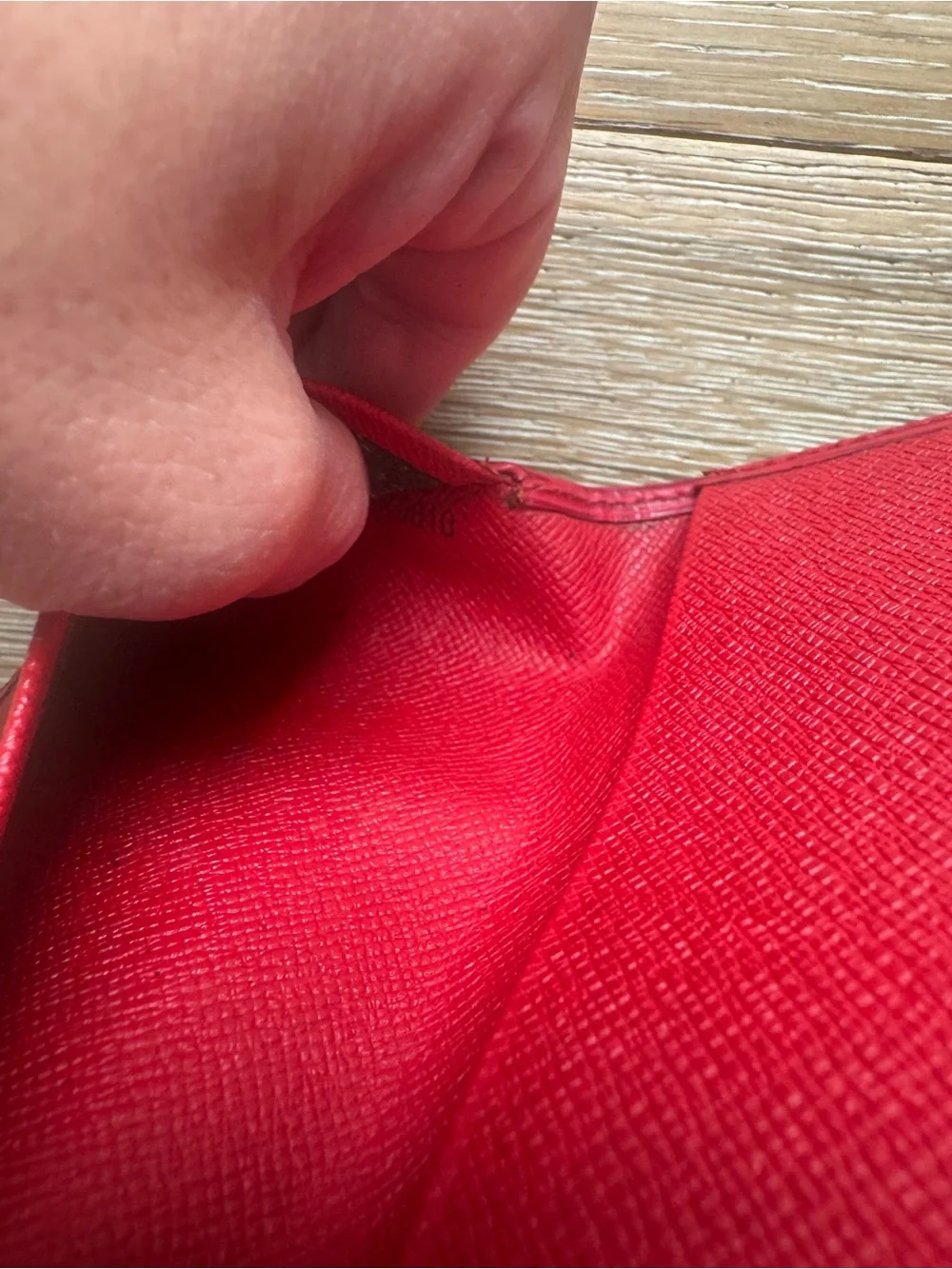 LV Red Textured Leather Card Holder - Picture 6 of 6